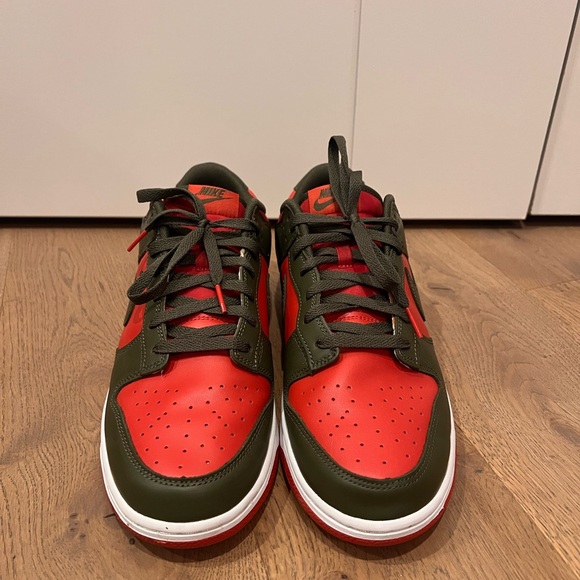 Nike Red and Green Dunks - Picture 1 of 7